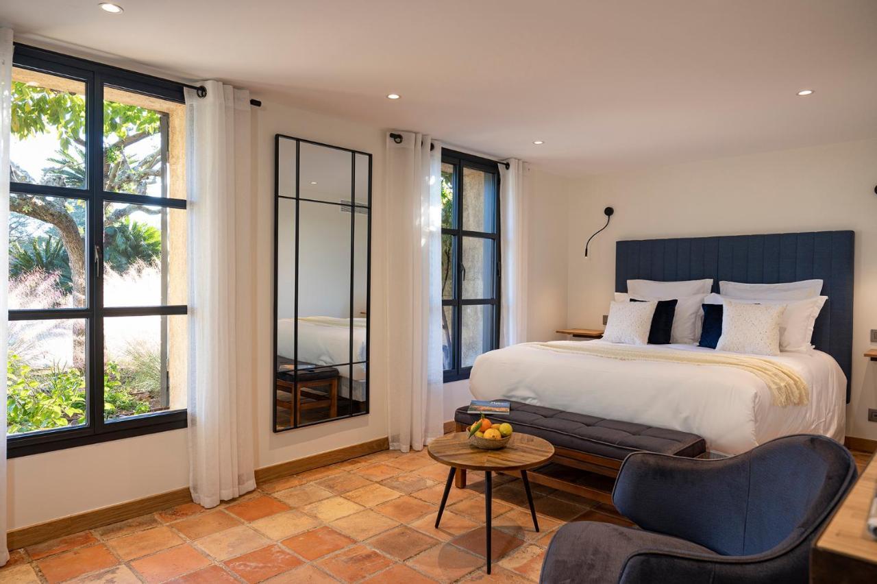 Le Clos De Mansart Grimaud Exteriör bild